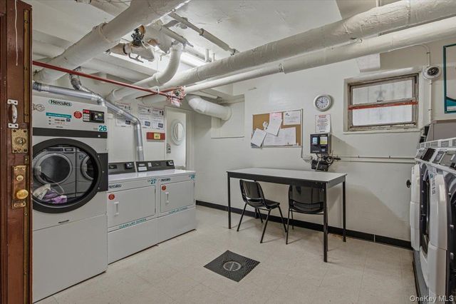 2107 Wallace Ave Wallace 6A, Bronx, NY 10462