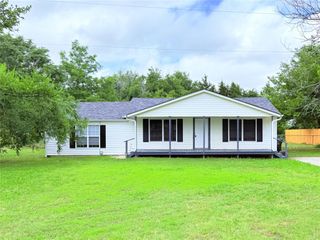 402 E 6th Street, Amber, OK 73004