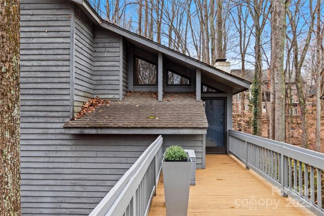 224 Forest Brook Drive, Winston Salem, NC 27106