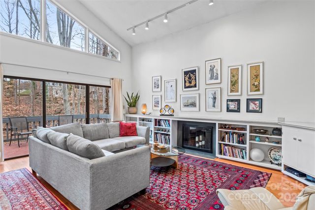 224 Forest Brook Drive, Winston Salem, NC 27106