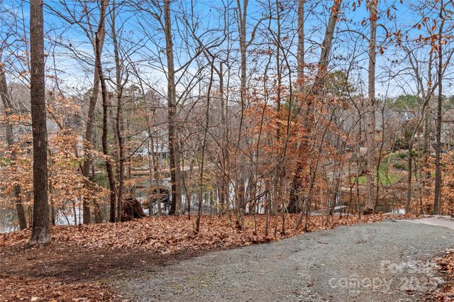 224 Forest Brook Drive, Winston Salem, NC 27106