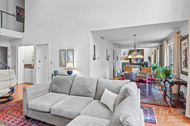 224 Forest Brook Drive, Winston Salem, NC 27106