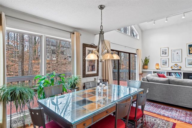 224 Forest Brook Drive, Winston Salem, NC 27106