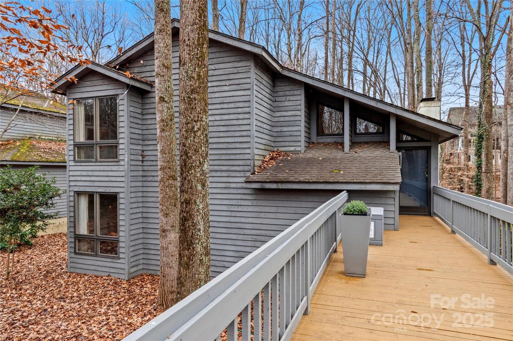 224 Forest Brook Drive, Winston Salem, NC 27106