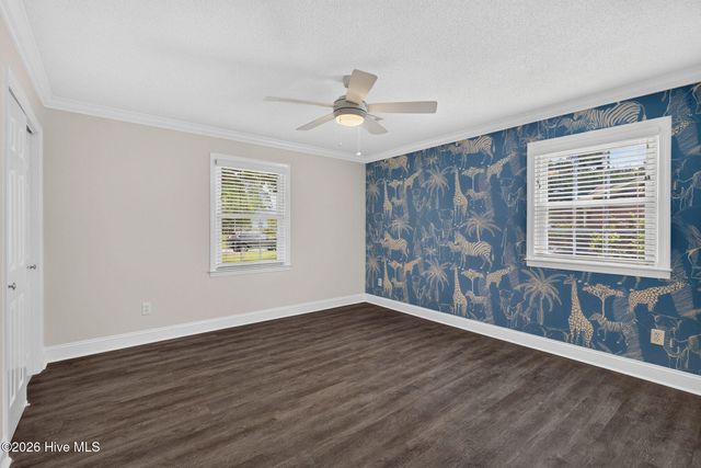 110 Scottsdale Drive, Wilmington, NC 28411