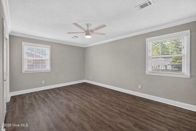 110 Scottsdale Drive, Wilmington, NC 28411