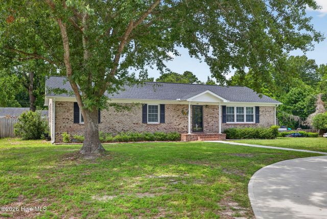 110 Scottsdale Drive, Wilmington, NC 28411