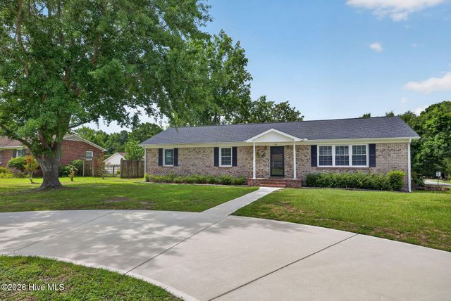110 Scottsdale Drive, Wilmington, NC 28411