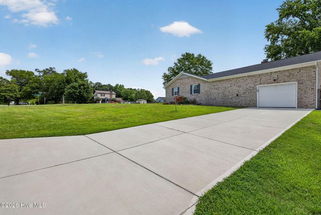 110 Scottsdale Drive, Wilmington, NC 28411