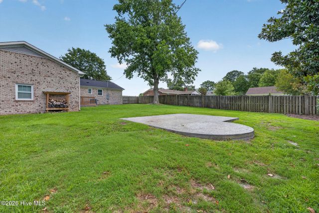 110 Scottsdale Drive, Wilmington, NC 28411