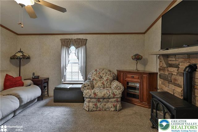 3441 Franklin Square, Northampton Boro, PA 18067