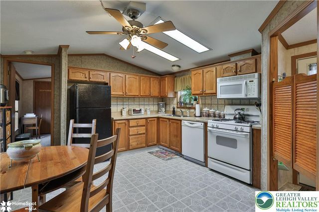 3441 Franklin Square, Northampton Boro, PA 18067