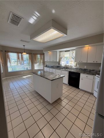 838 W Bogart Court, Beverly Hills, FL 34465