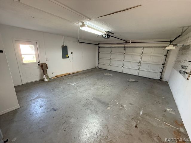 838 W Bogart Court, Beverly Hills, FL 34465