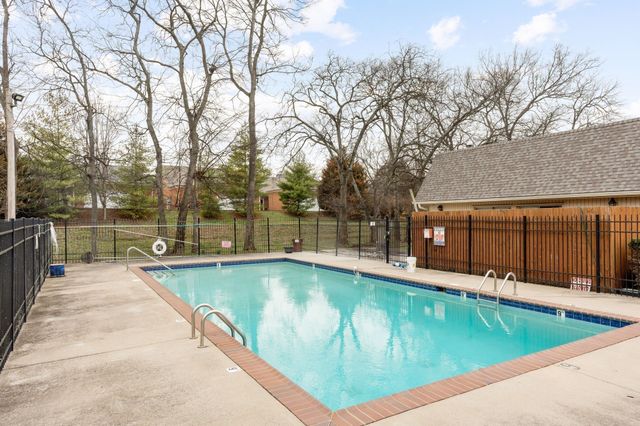 2116 Hobbs Rd Apt M1, Nashville, TN 37215