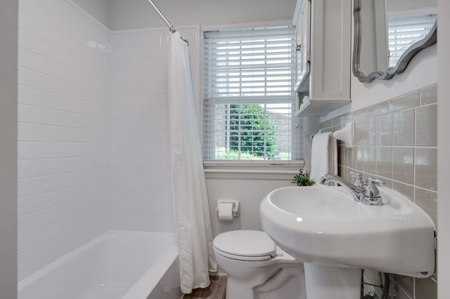 2116 Hobbs Rd Apt M1, Nashville, TN 37215