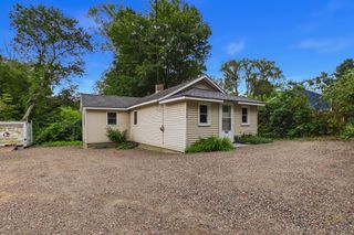 568 Berkley St, Berkley, MA 02779