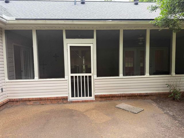 208 Delta Dr Drive, Marion, AR 72364