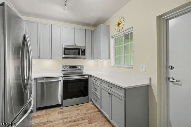 8416 Bernwood Cove LOOP 1607, Fort Myers, FL 33966