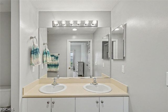 8416 Bernwood Cove LOOP 1607, Fort Myers, FL 33966