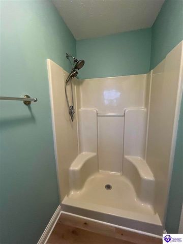 368 Woodsbend Drive, Elizabethtown, KY 42701