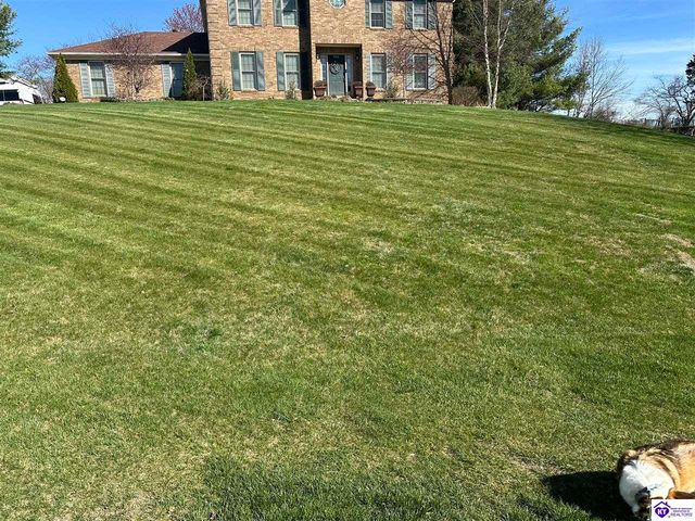 368 Woodsbend Drive, Elizabethtown, KY 42701