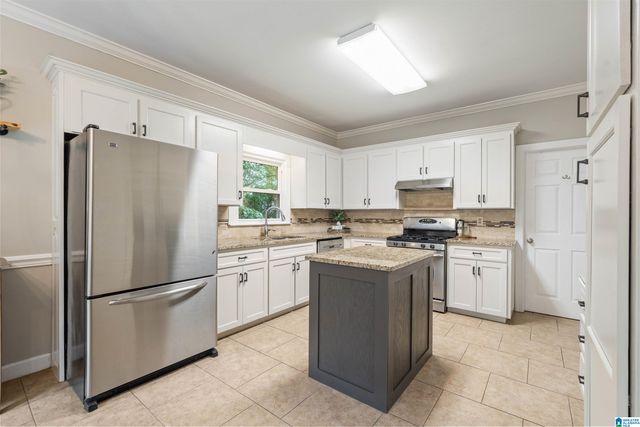106 NEWGATE ROAD, Alabaster, AL 35007