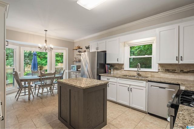 106 NEWGATE ROAD, Alabaster, AL 35007