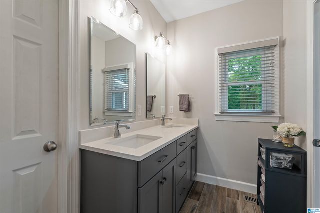 106 NEWGATE ROAD, Alabaster, AL 35007