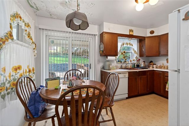 1204 Waving Willow Drive, Kettering, OH 45409