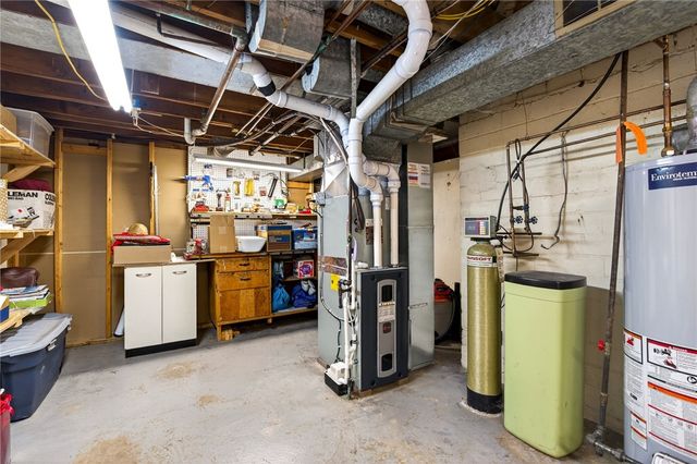 1204 Waving Willow Drive, Kettering, OH 45409