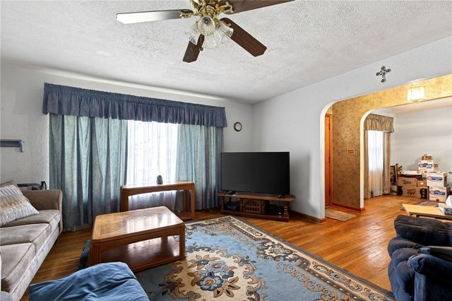 1204 Waving Willow Drive, Kettering, OH 45409