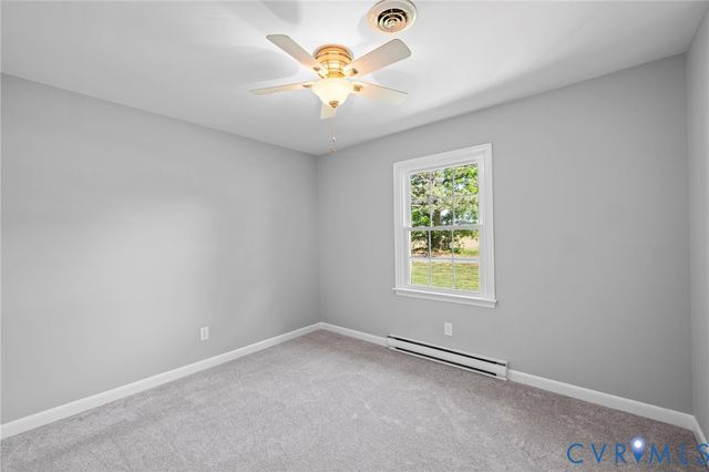 12089 Sunset Dr, Ashland, VA 23005