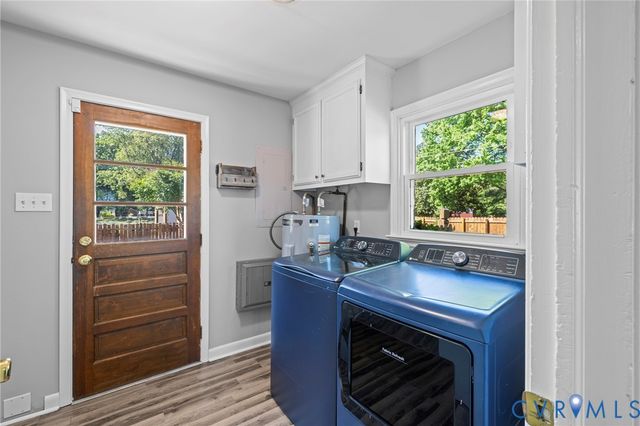 12089 Sunset Dr, Ashland, VA 23005