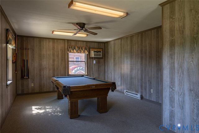 12089 Sunset Dr, Ashland, VA 23005