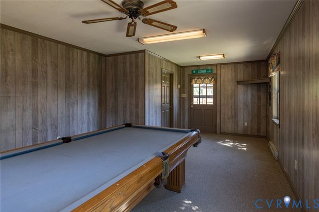 12089 Sunset Dr, Ashland, VA 23005