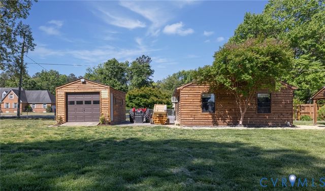 12089 Sunset Dr, Ashland, VA 23005