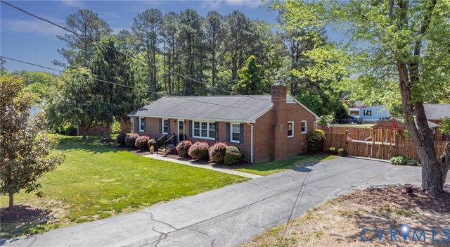 12089 Sunset Dr, Ashland, VA 23005