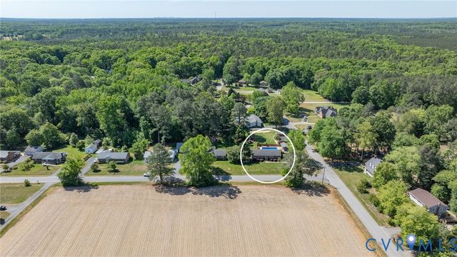 12089 Sunset Dr, Ashland, VA 23005