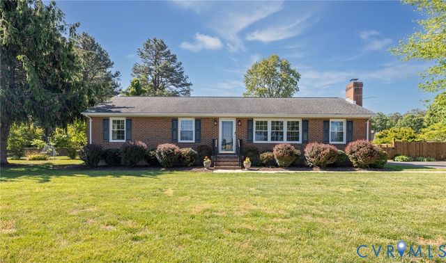 12089 Sunset Dr, Ashland, VA 23005