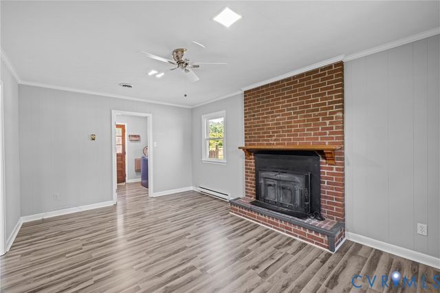 12089 Sunset Dr, Ashland, VA 23005
