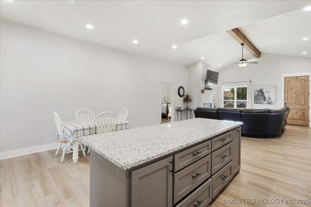 2 Wilderness N, Calera, OK 74730