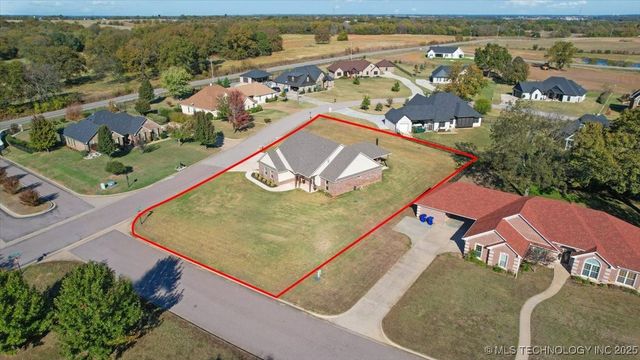 2 Wilderness N, Calera, OK 74730