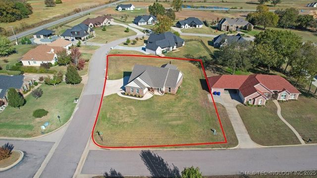 2 Wilderness N, Calera, OK 74730