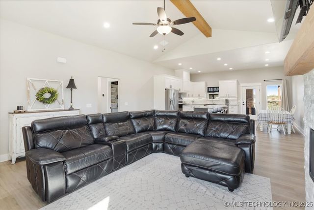 2 Wilderness N, Calera, OK 74730