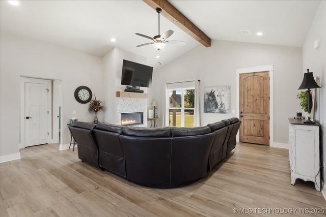 2 Wilderness N, Calera, OK 74730