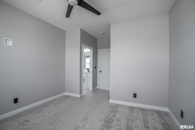 1908 KATIE Court, Davenport, IA 52807