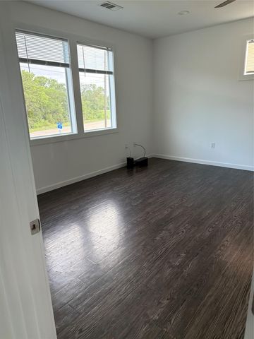 160 Pope BND S C, Cedar Creek, TX 78612