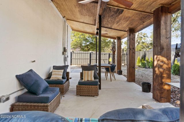 226 NE 48th Street, Oak Island, NC 28465