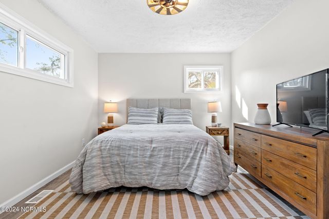 226 NE 48th Street, Oak Island, NC 28465